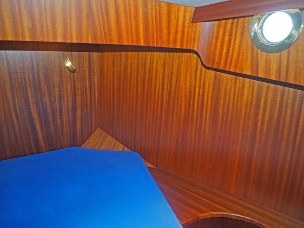 Cabin en avant, H&eacute;bergements